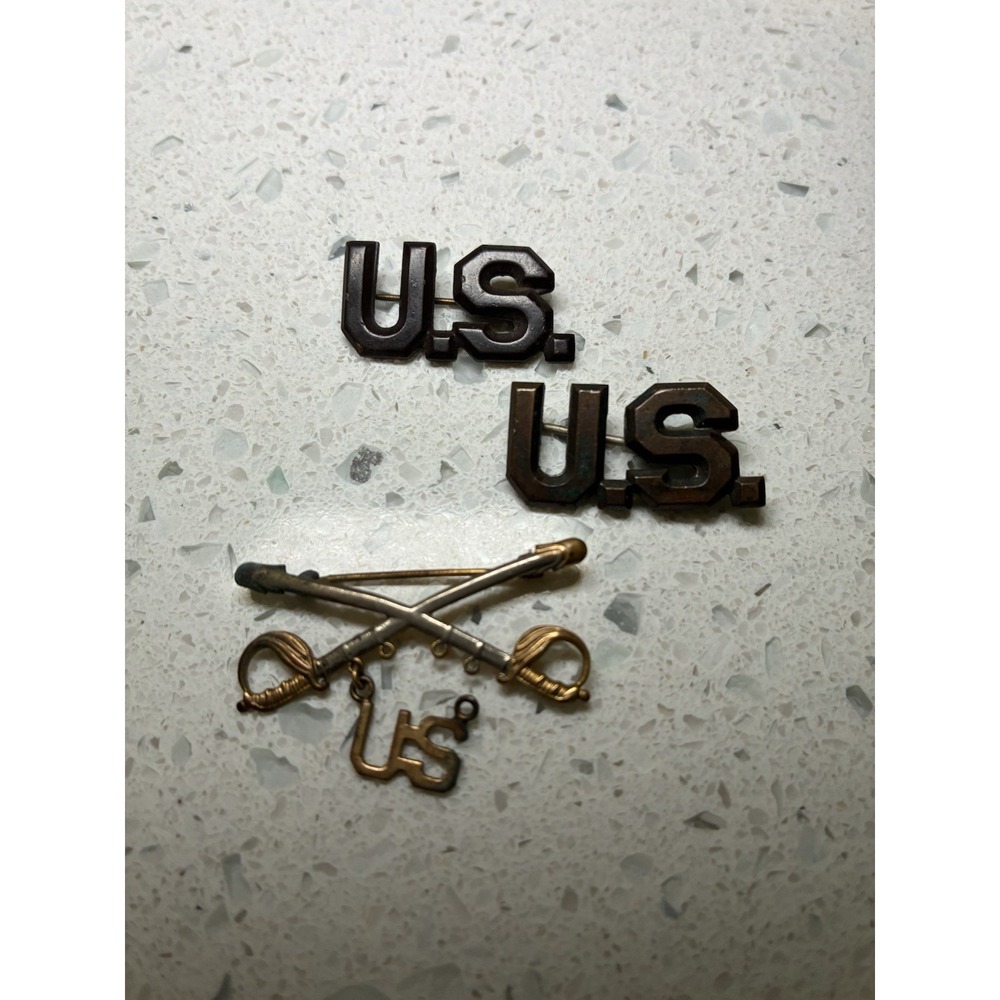 US WW1 Army Officer's USArmy Collar Insignia Pins Pair, Cross Swords Pin